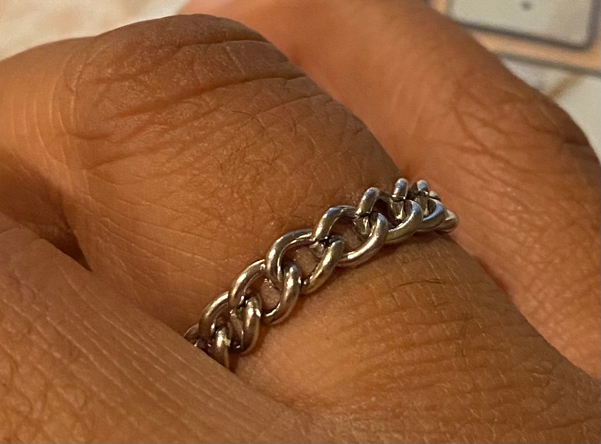 Stainless Steel Twist Chain Ring