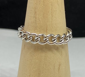 Stainless Steel Twist Chain Ring