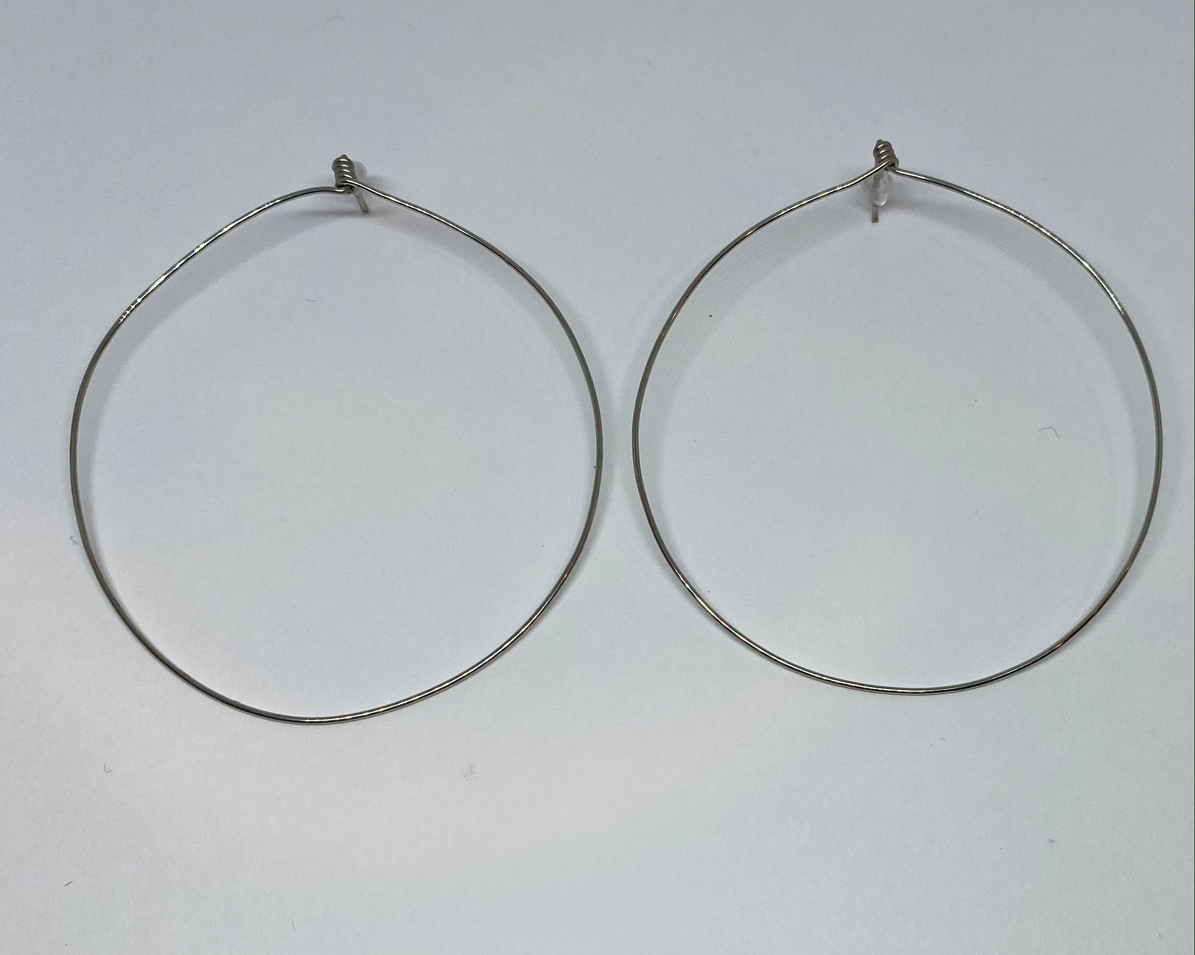 Dainty Hoop Earrings