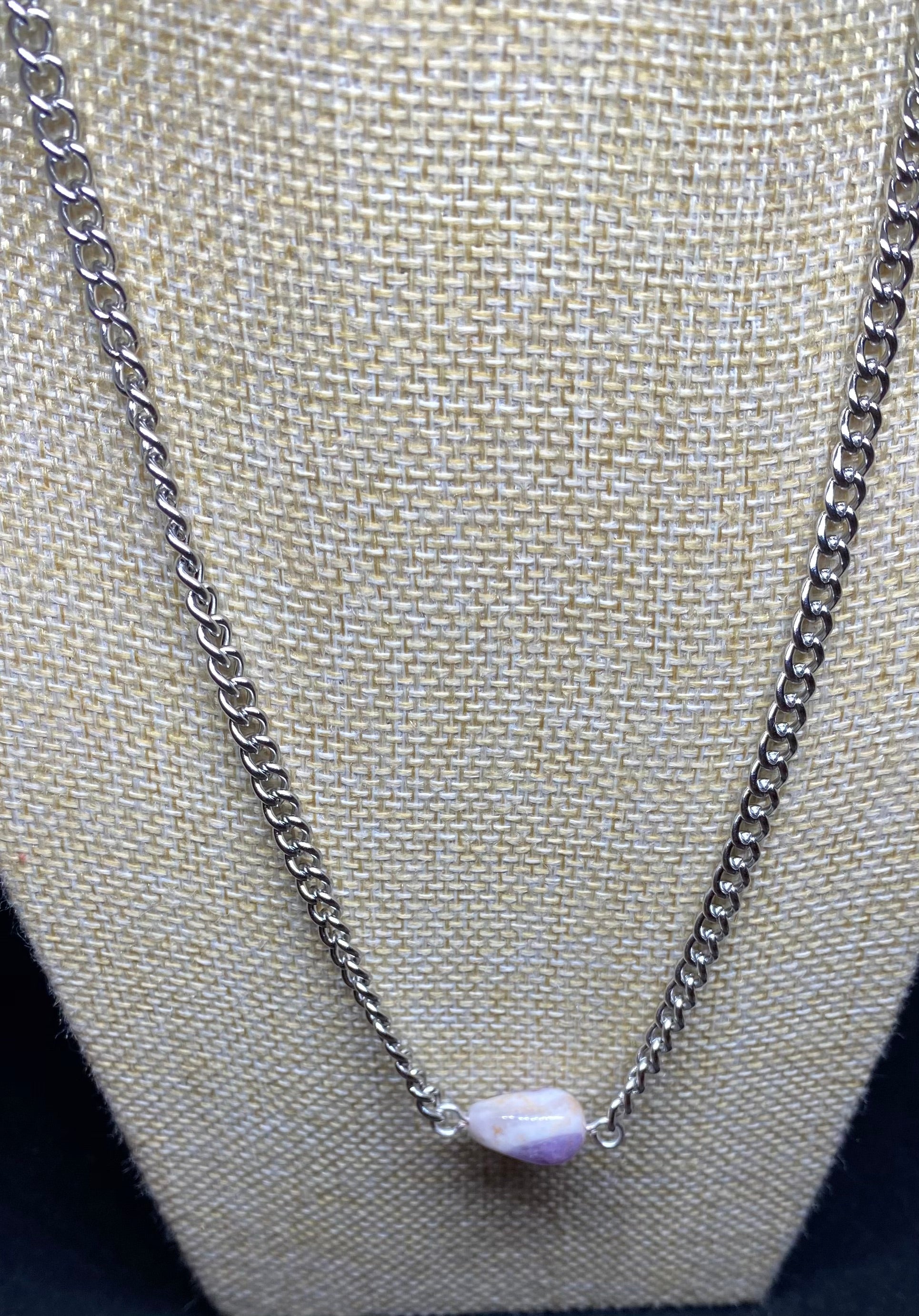 Single Dogtooth Amethyst Chain Necklace